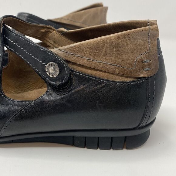 Softwaves Leather Criss Cross Straps Mary Jane Shoes - Picture 8 of 14